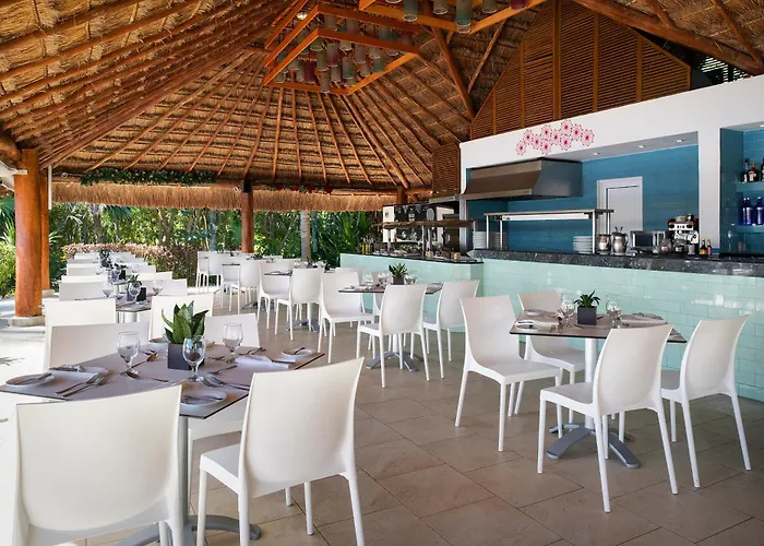 Resort El Beso At Ocean Coral&turquesa Puerto Morelos